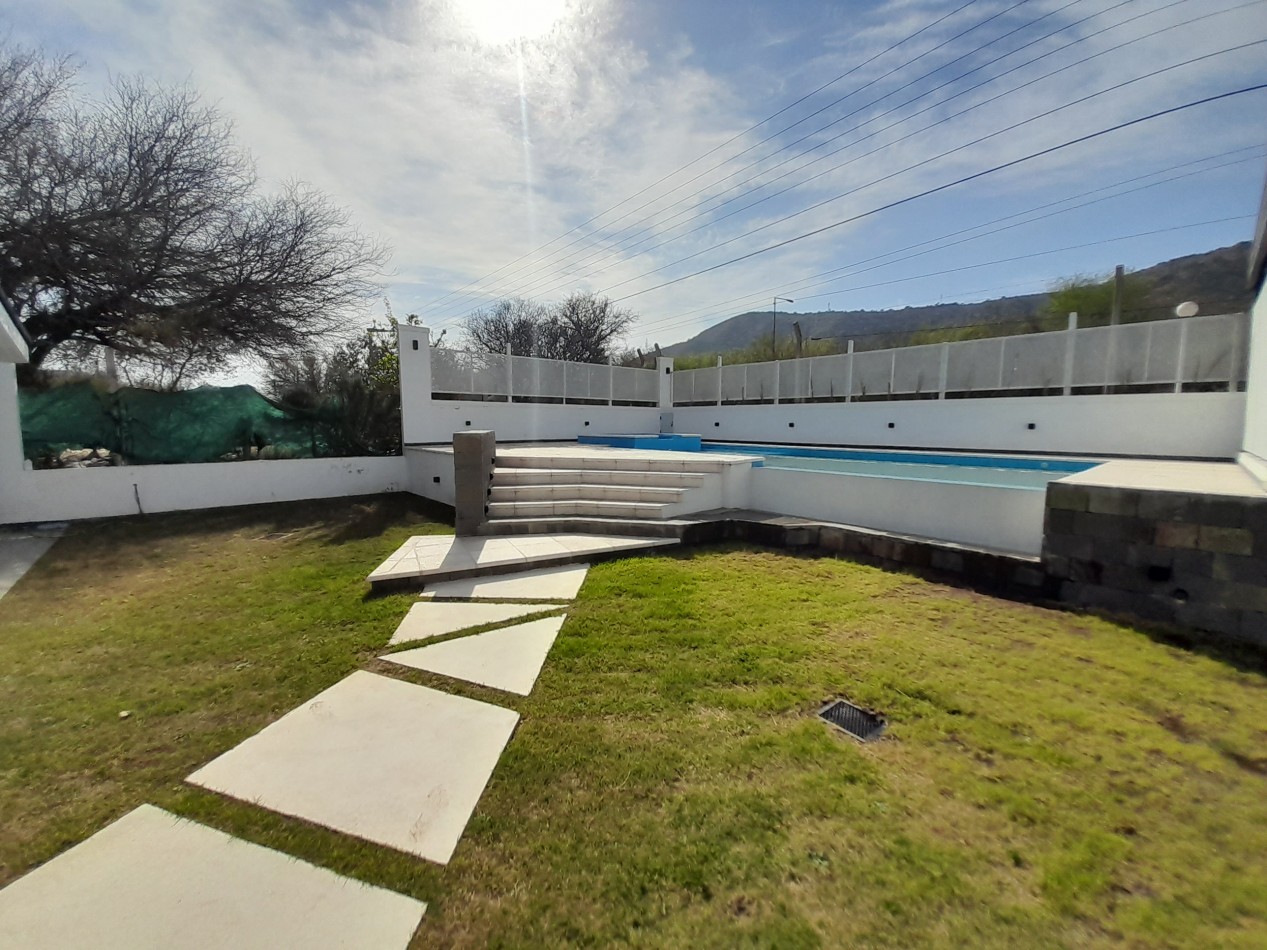 VENTA CASA CATEGORIA A ESTRENAR COUNTRY DORADO II