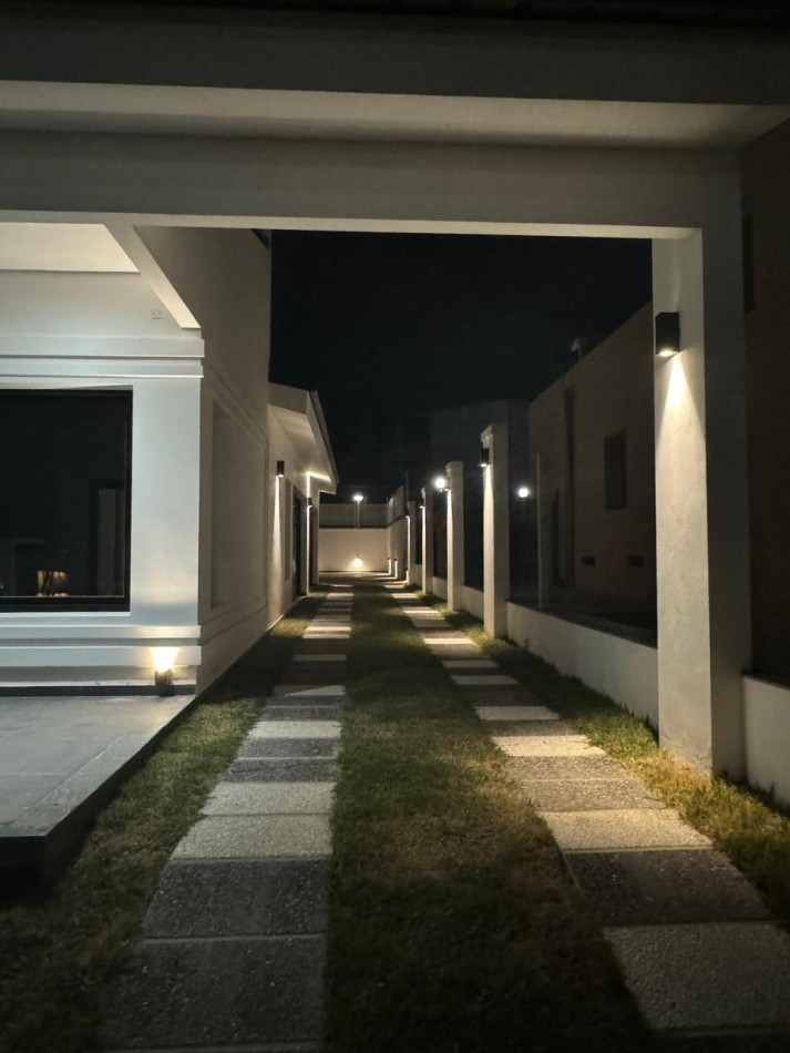 VENTA CASA CATEGORIA A ESTRENAR COUNTRY DORADO II